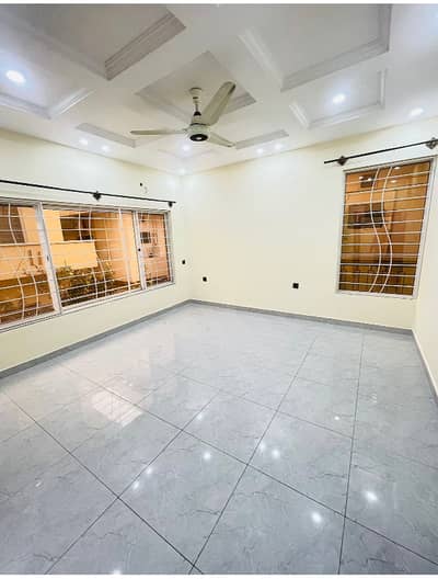 A newly constructed 12 marla uper portion for rent in cbr town