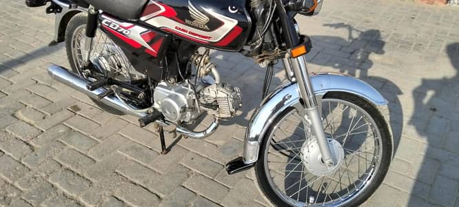 Honda Cd70, 2025