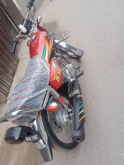 Honda 125 10 by 10 condition