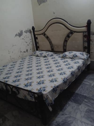king size bed