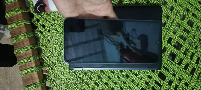 poco c75 used 2 months 8/256 120 hertz refresh rate