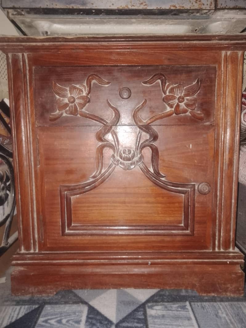 dressing table with side table 1