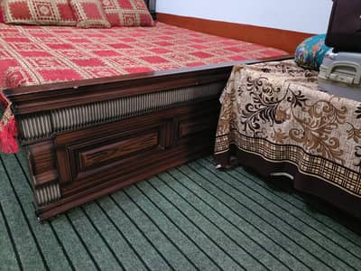 Bed set 4month used