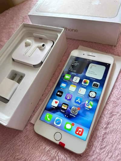iPhone 7 plus 128gb with complete box whatsapp number 03248235803