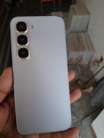 Infinix Hot 60 pro  8/128