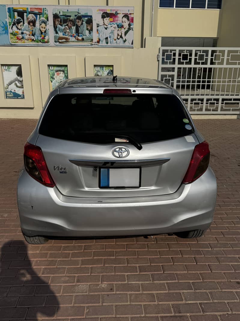 TOYOTA VITZ 2012/2015 - Cars - 1111182424
