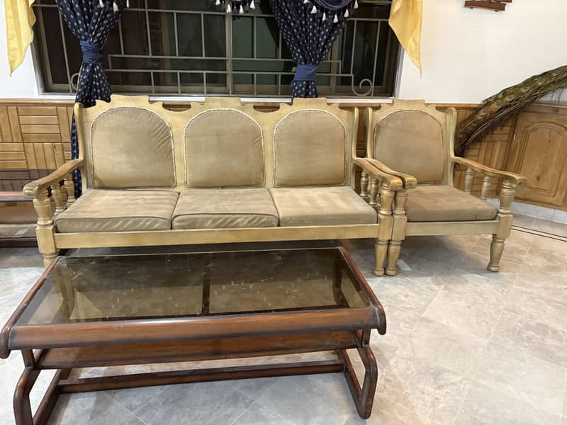 Sofa set with tables 2