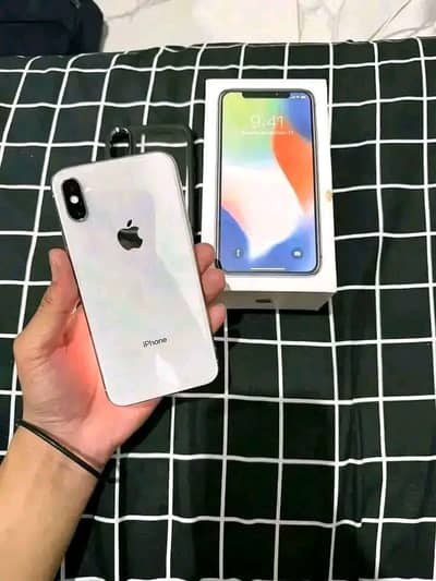 Iphone x 256gb with complete box whatsapp number 03248235803