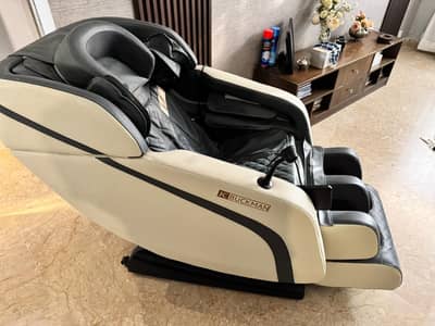 JC Buckman Massage Chair