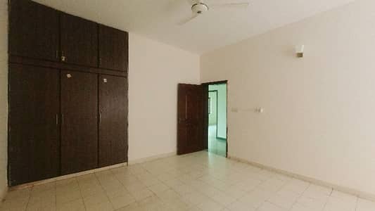 10 Marla 3 Bed House Prime Location Corner In Askari 11 - Sector B For Sale
