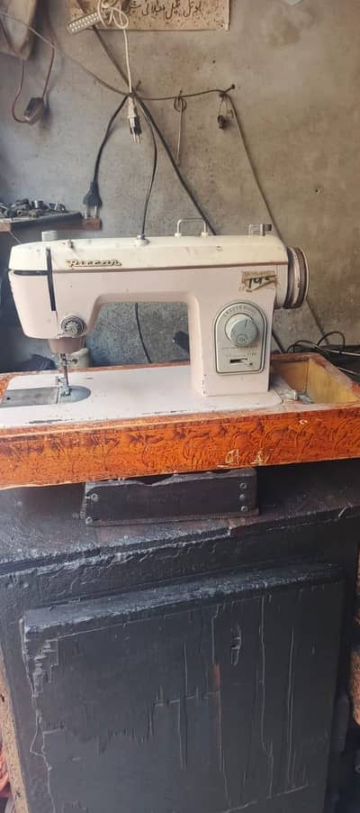 sewing machine for sale