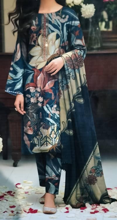 Unstitched embroidered Lawn 3 piece suits