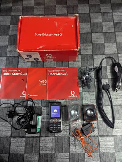 SONY ERICSSON V630I COMPLETE WITH BOX SPEAKERS HANDFREE