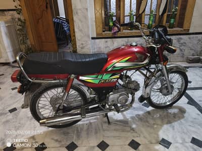 Honda CD 70 2022