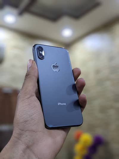 I phone xs factory 64 gb  GEN