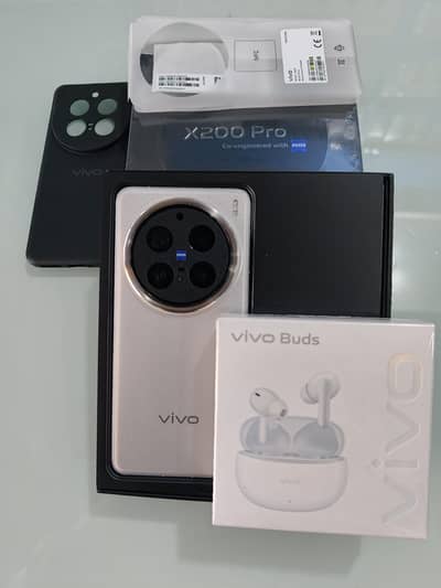 VIVO X200 PRO 16 /512 11 Month Warranty  With Origional New Air Buds
