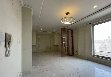 1 Bed Studio Non Furnished Apartment Available For Rent