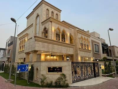 10 Marla House Available For Rent