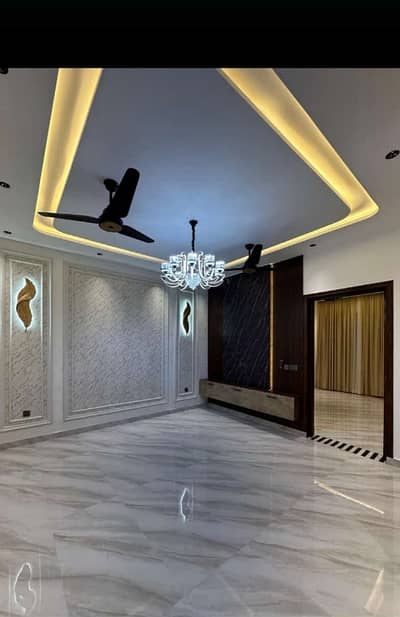 10 Marala House Available For Rent