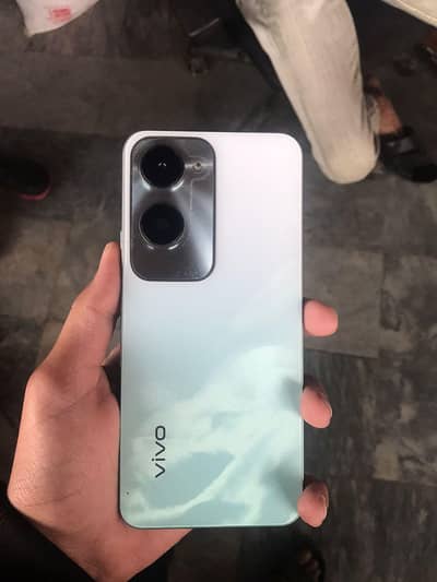 vivo Y18 6+6gb ram and 28 storage clean condition