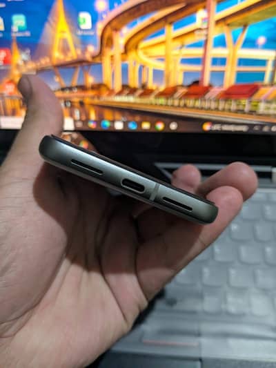 google pixel 8 available