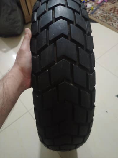 Heavy Bike Tyre 140/70-17