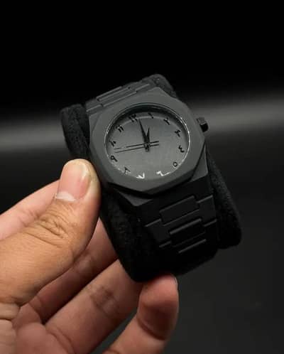 Black Aura Watch