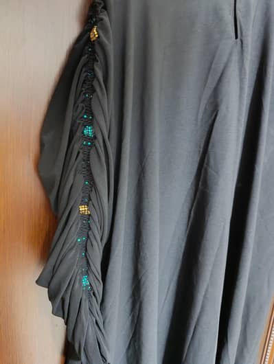 black abaya