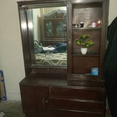 dressing table