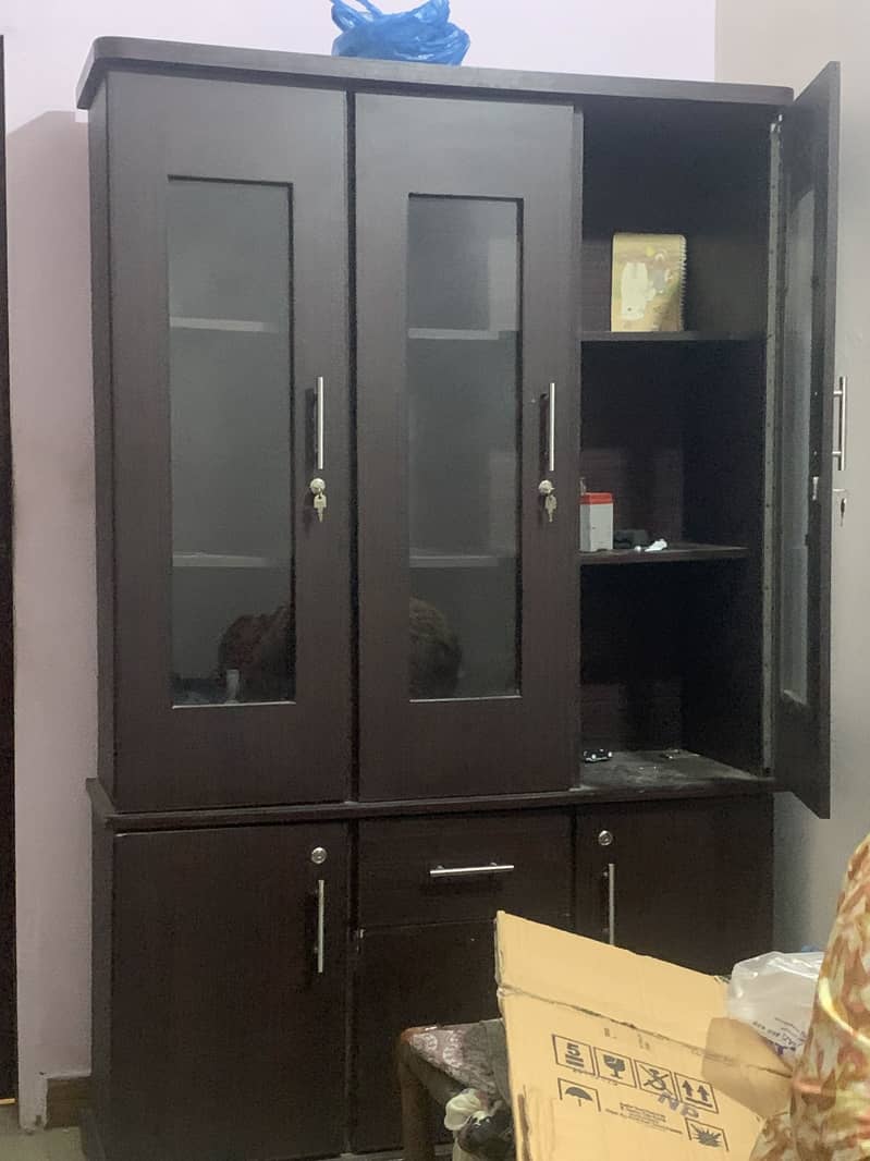 Dressing table and divider 0