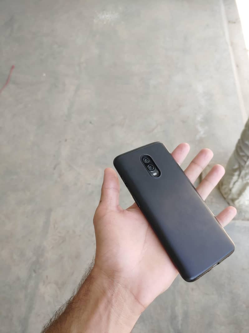 OnePlus 6t 1