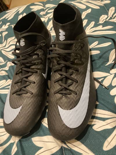 Nike mercurial super fly 10
