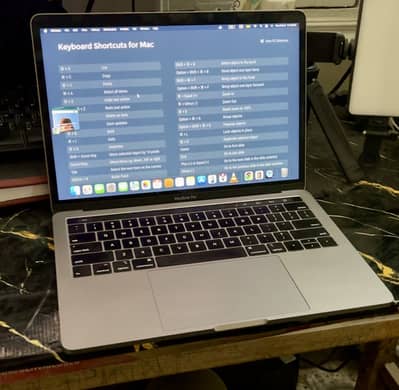 MacBook Pro 2019 Core i7 13inch