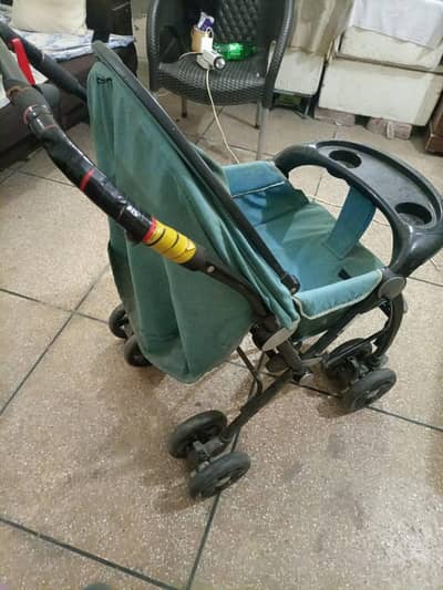 BaBy Pram urgent sale 9900