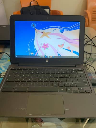 Chromebook 11 4G Forsale 16Gb Storage 2gb ram