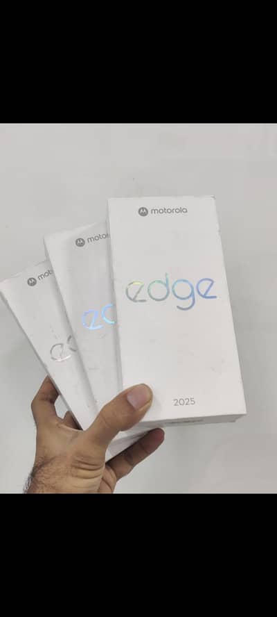 Motorola Edge 2025 Non PTA 8/256 sealed pack quantity available