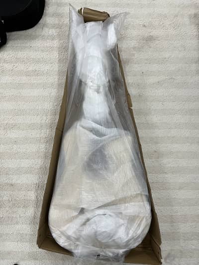 Beginner Guitar BRAND NEW!! With free gifts