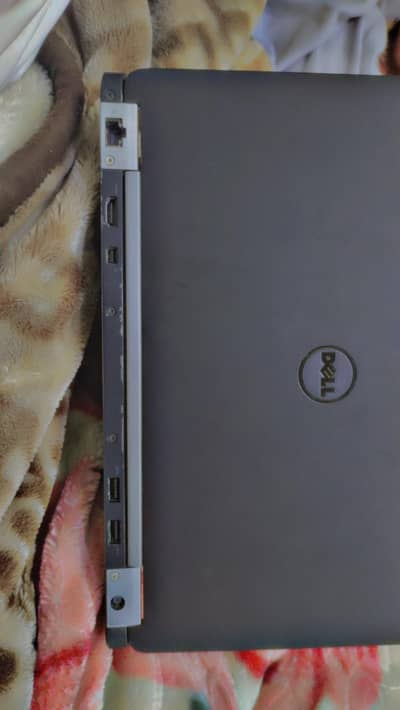 Dell Latitude E7270 i5 6th generation