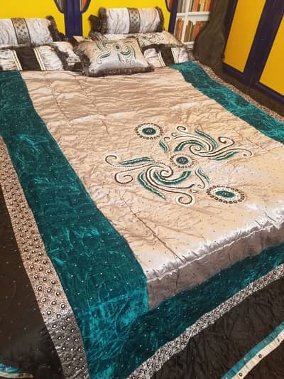 Complete bed set for sale