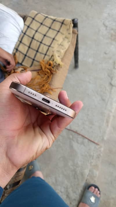 iphone 16 pro max golden.     256 gb   03334951740 contact