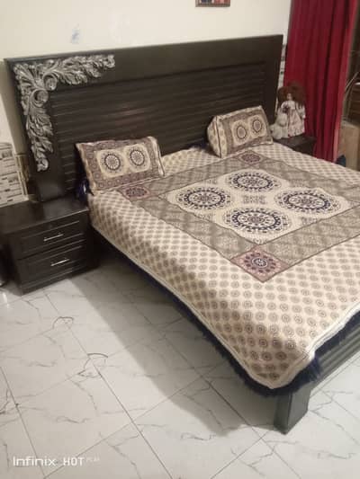 Bed for sale with dressing table and not mattress