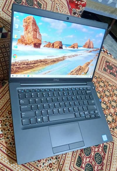 i5, 7th gen. . 8/256 ssd, TouchScreen