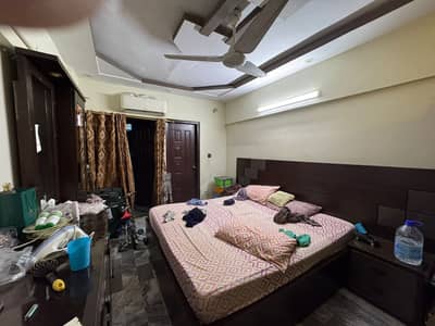 3 Bed DD Flat For Sale First Floor Gulistan-E-Johar