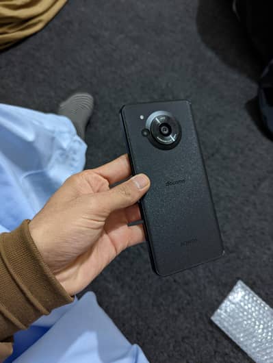 Aquos R7 non pta sim working ma hai waterproof set hai 12_256