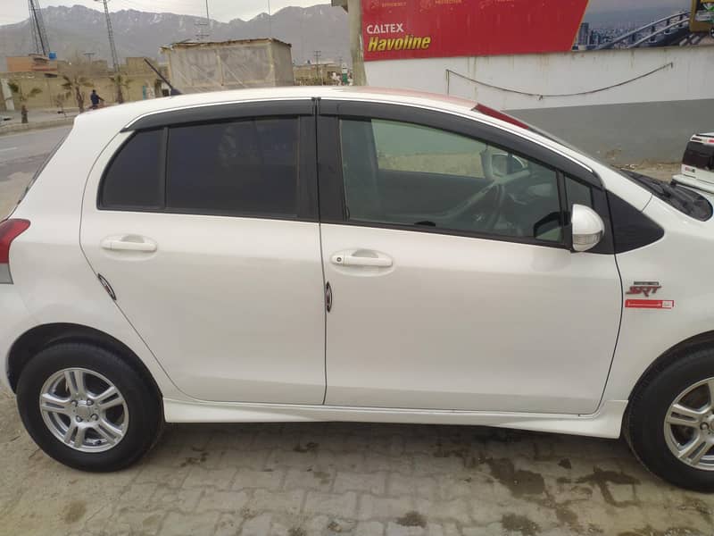 2009 model vitz 2