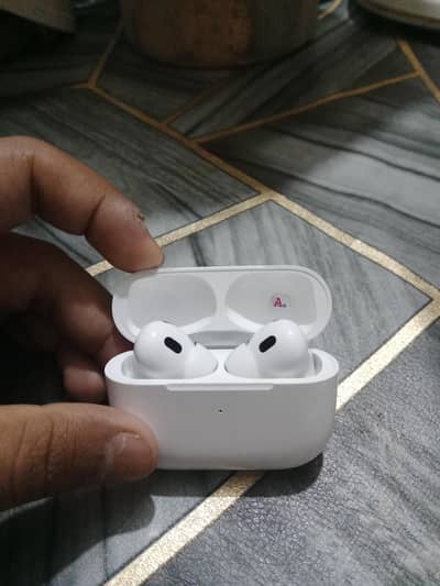 Only 3 month use  condition 10 by 10 Battery  Excellent 