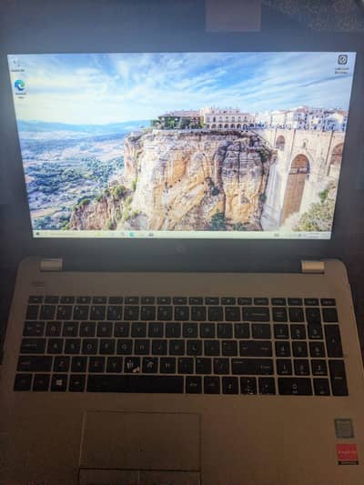 HP 250 G6 laptop -i5 7th Gen [8GB. RAM [NVMe-SSD