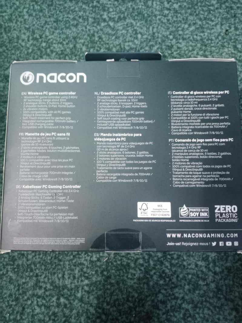 Wireless Gaming Controller 7