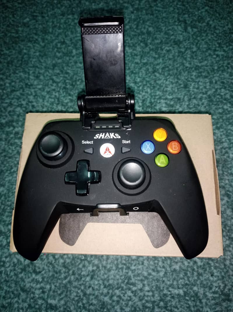 Wireless Gaming Controller 10
