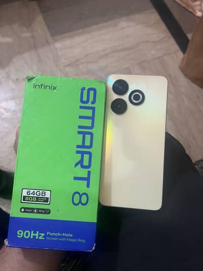 Infinix smart 8 (4+4/64) (condition 10,8)